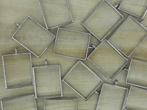 #149 cabochon frames 