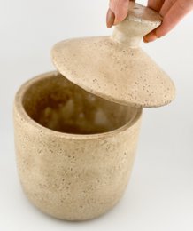 Earthenware pot with beige lid