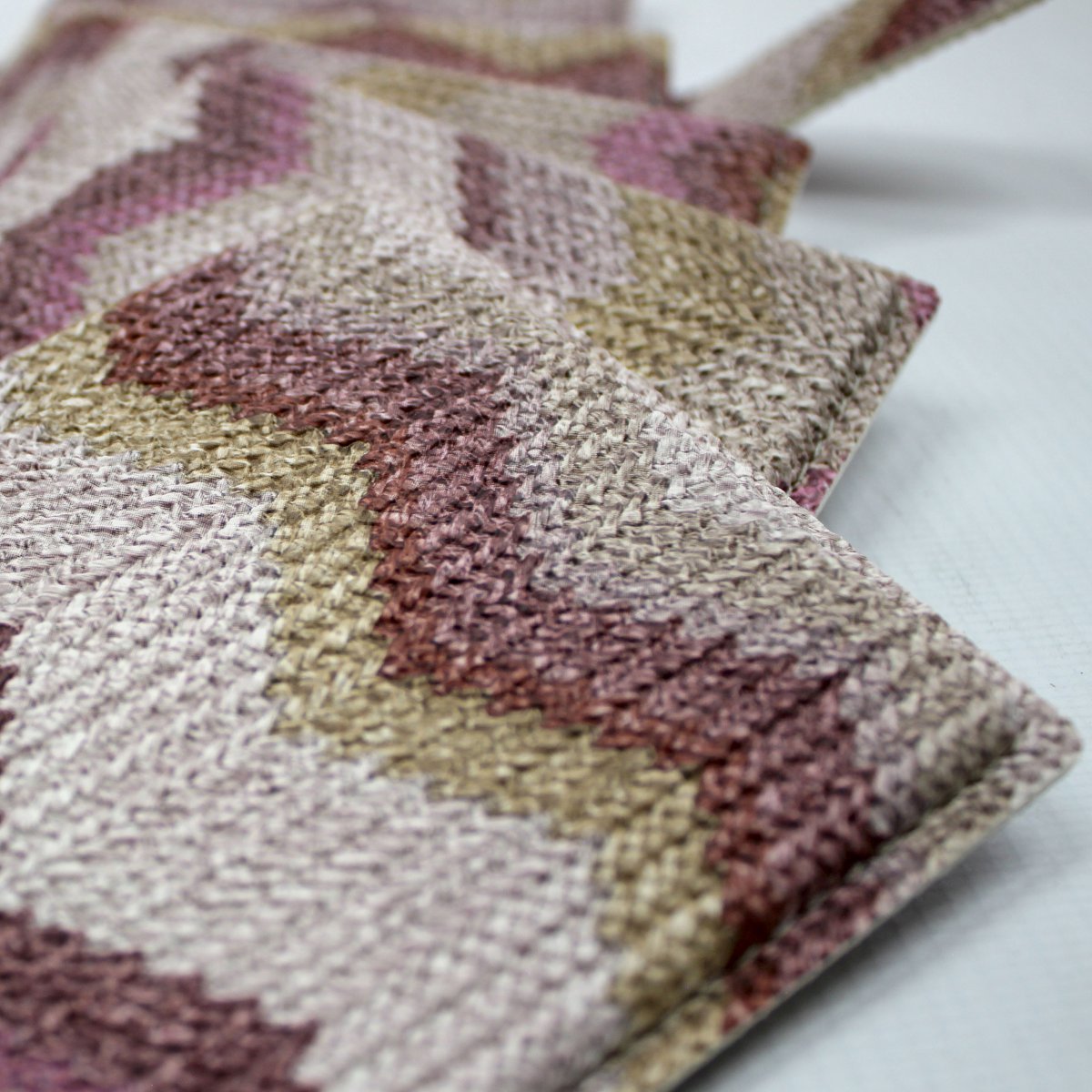 Glass coasters set of 6 zigzag pattern pink coasters