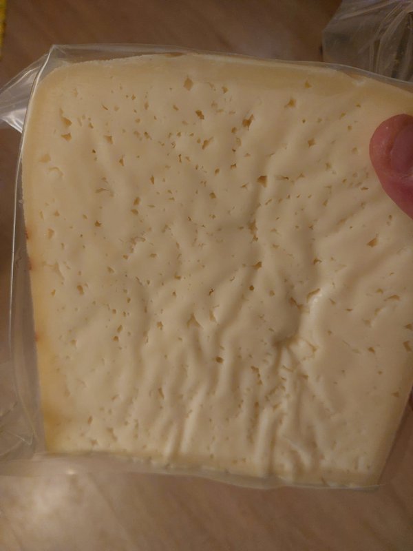 Asiago 225 gr soft cheese from Veneto