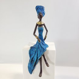 Bronze-Skulptur "Femme assise élégante" by Karim Sana | verschiedene Größen und Farben