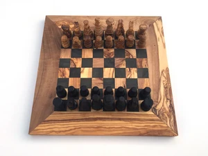 Chess game chessboard Gr. M handmade from olive wood