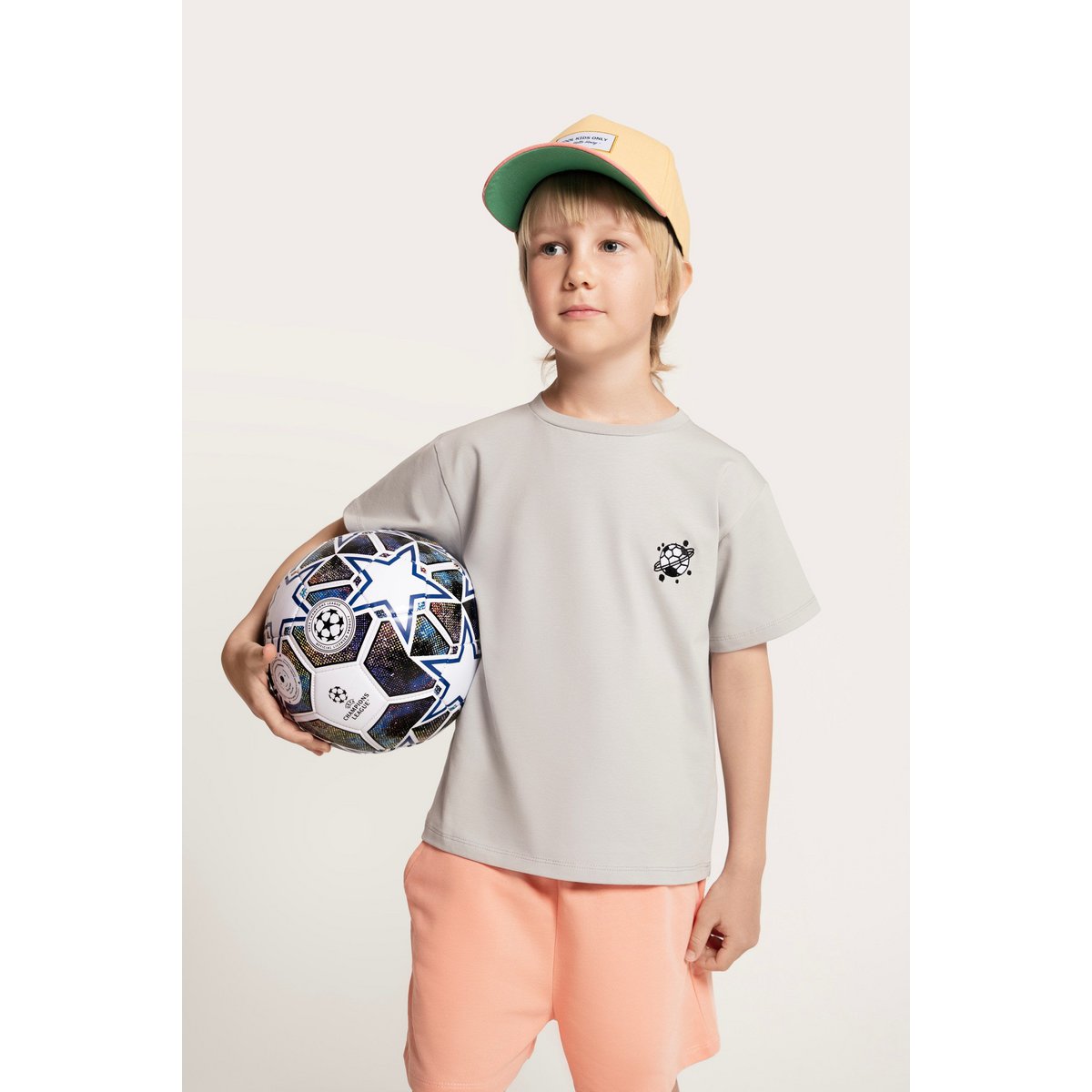 T-Shirt aus Baumwolle mit Fußball-Stickerei