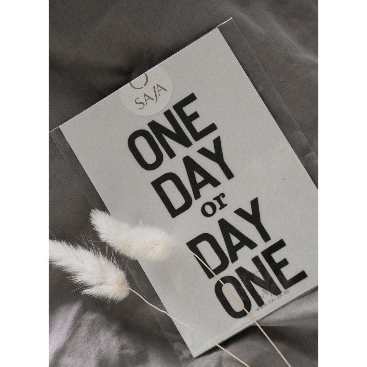 Bügelbild "One Day of Day One"