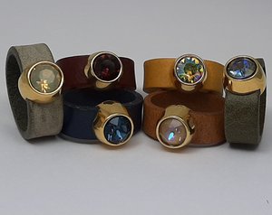 Leren ring SS39 Swarovski element 24k gold