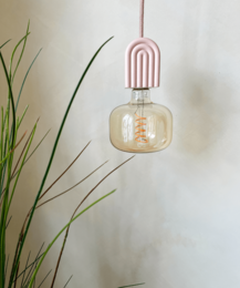 Lampe arc-en-ciel pendy rose poussiéreuse
