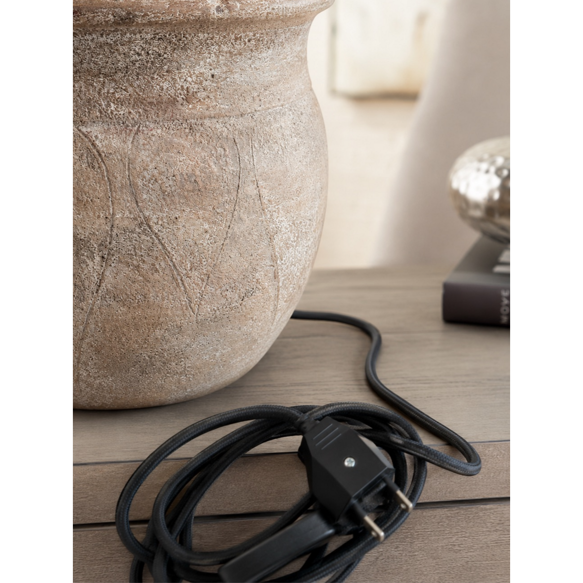 Aurea – Tischlampe aus Keramik