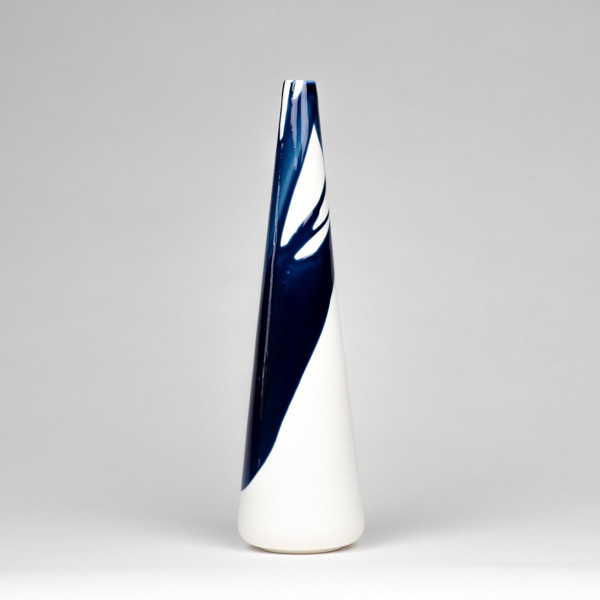 COMME COULÉ grand vase