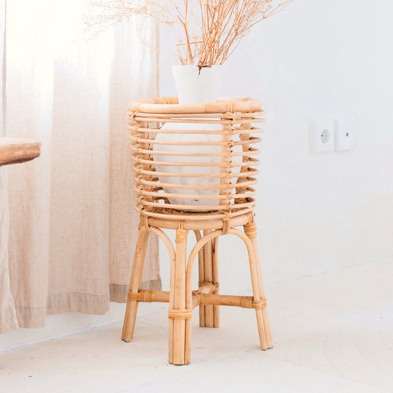 Rotan Plantenstandaard Rond – Boho Plantenbak – Rotan Plantenmand – Natuurlijke Bloemenstandaard voor Potten tot Ø20 cm AKARA