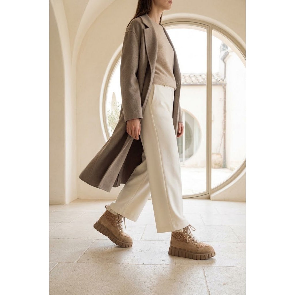 NILS BEIGE – Wildleder-Wanderstiefel mit Kunstpelzkragen und Einsätzen
