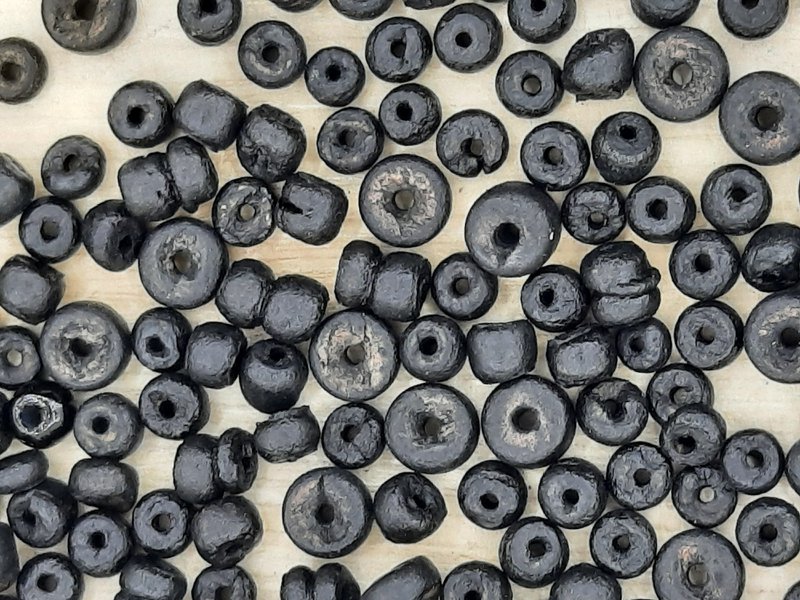 %2383 OW Perles Kokus noires