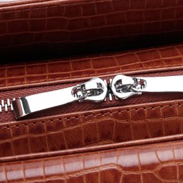 Silver Tip Croco Brown 15.6"