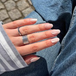Gelzz Soft Gel Pressa su Petalo Aura (70)