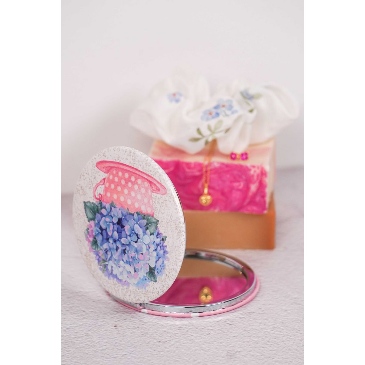 Espejo de bolsillo Taza de Flores 8 cm Isabelle Rose