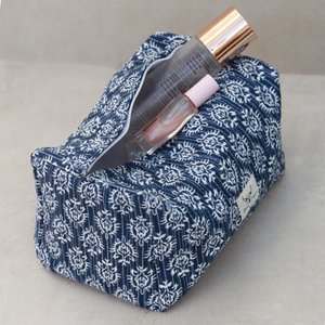 Blockprint-Toilettentaschen indischblau