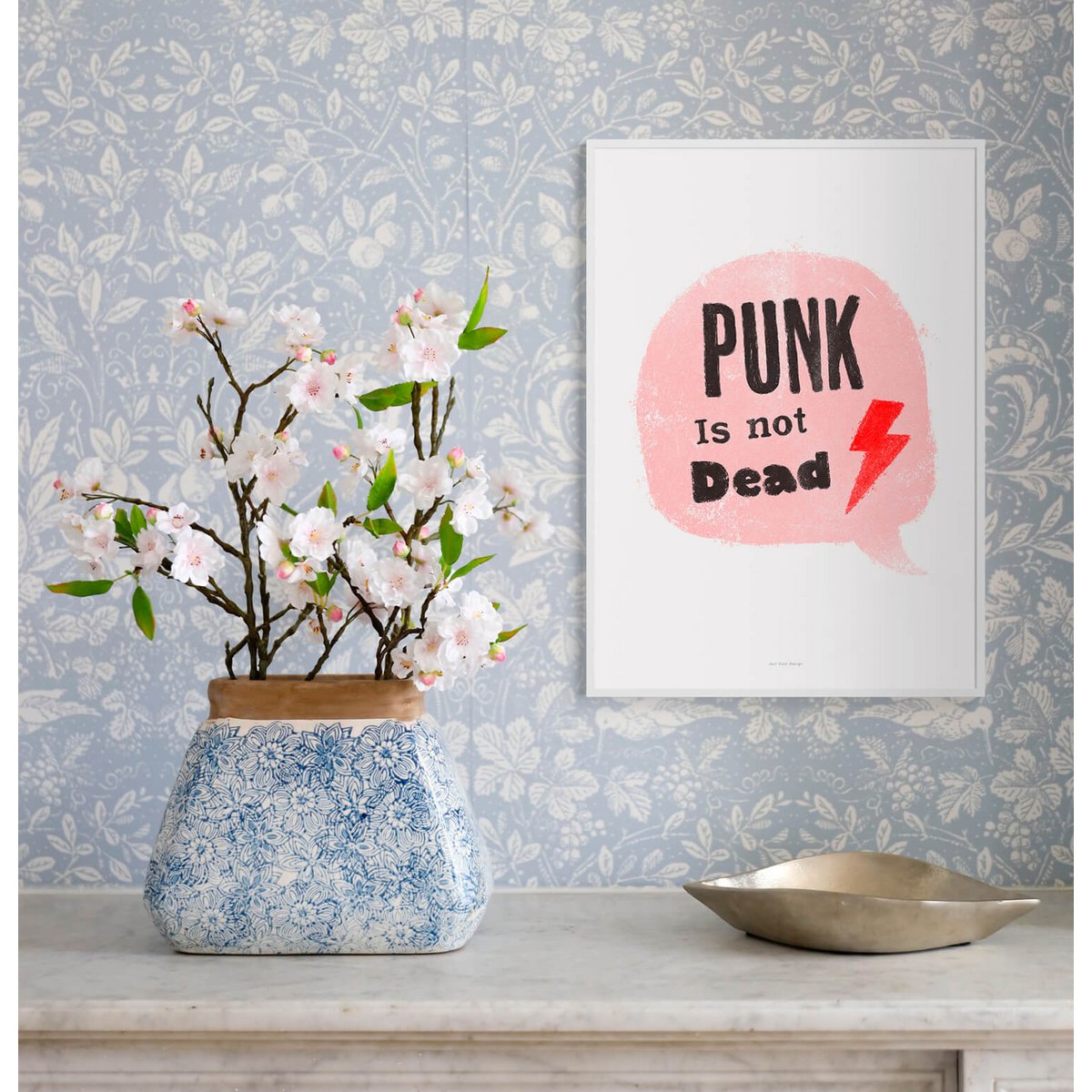 El punk no está muerto. Impresión de arte de pared.