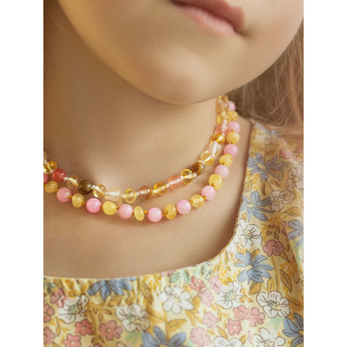 Collana in ambra bambino - quarzo limone e rosa - 32 cm