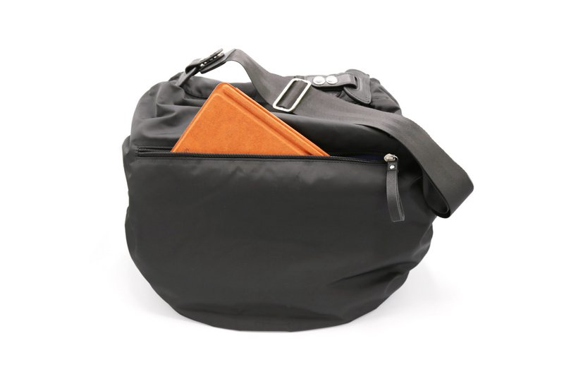 Tia Medium Pouch Zwart