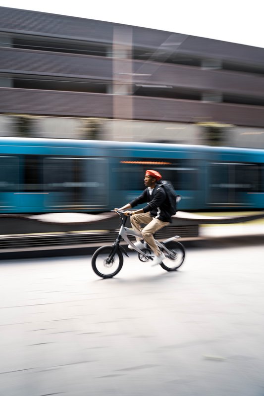 Cruzaa pedalstøttende Bluetooth elektrisk cykelpistol metalgrå