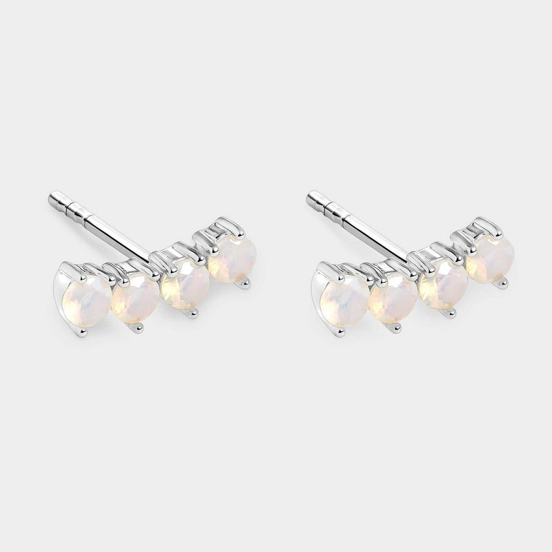 Pendientes de ópalos blancos en línea curva