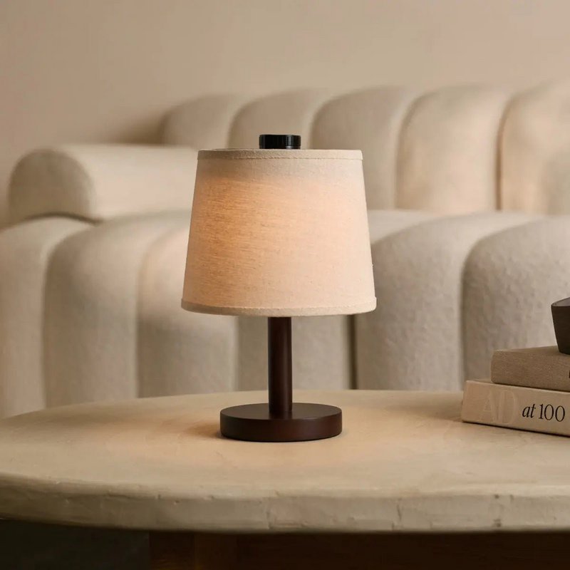 Rover dunkelbraune wiederaufladbare Holzlampe