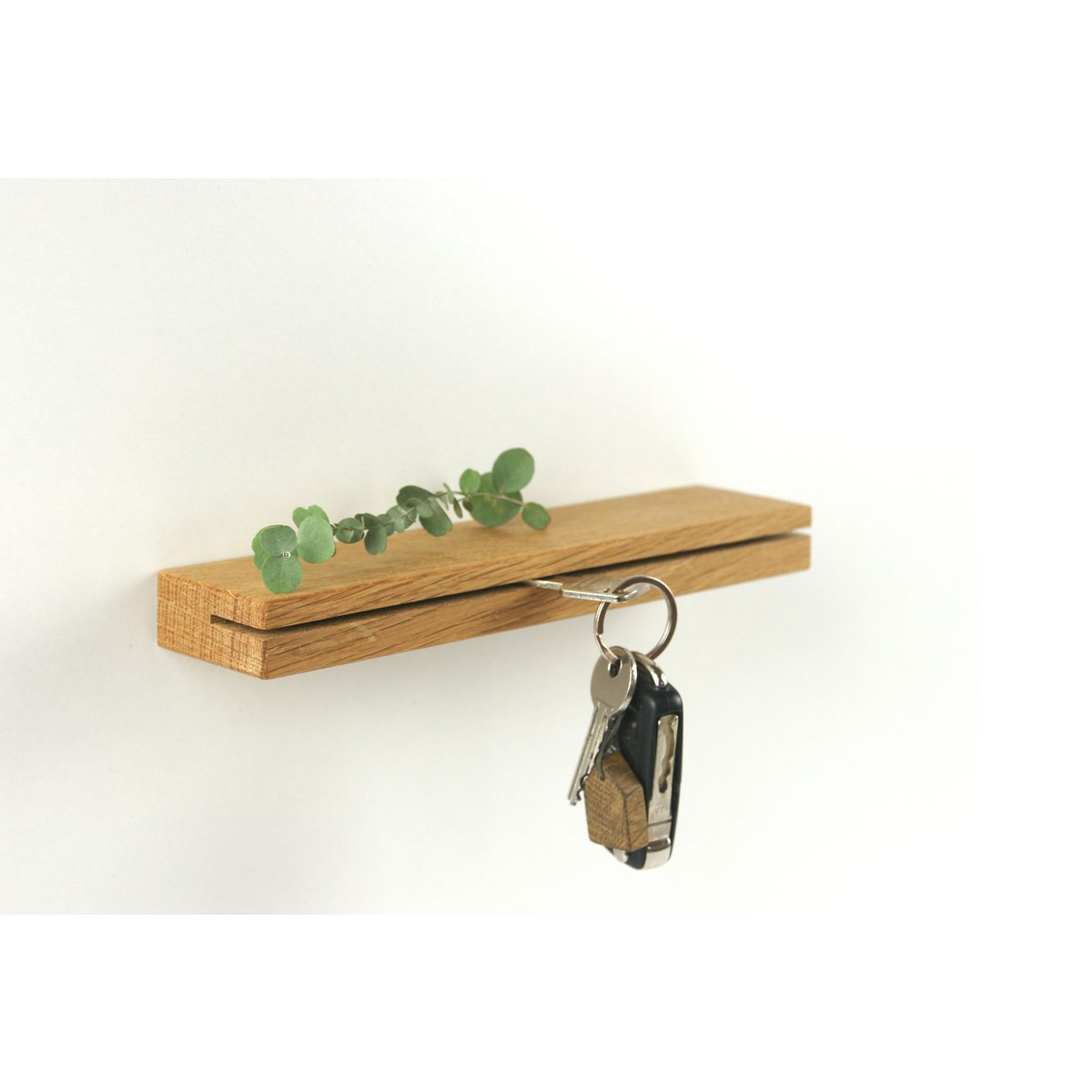 Schlüsselbrett minimalistich aus Eiche