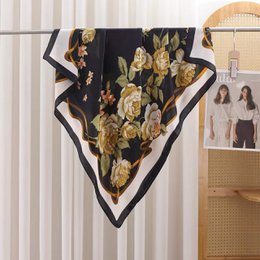 Vierkante sjaal 90 x 90 polyester bloem elegantie tijdloos