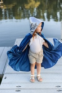 Little Snow Queen Riding Hood” Zauberumhang