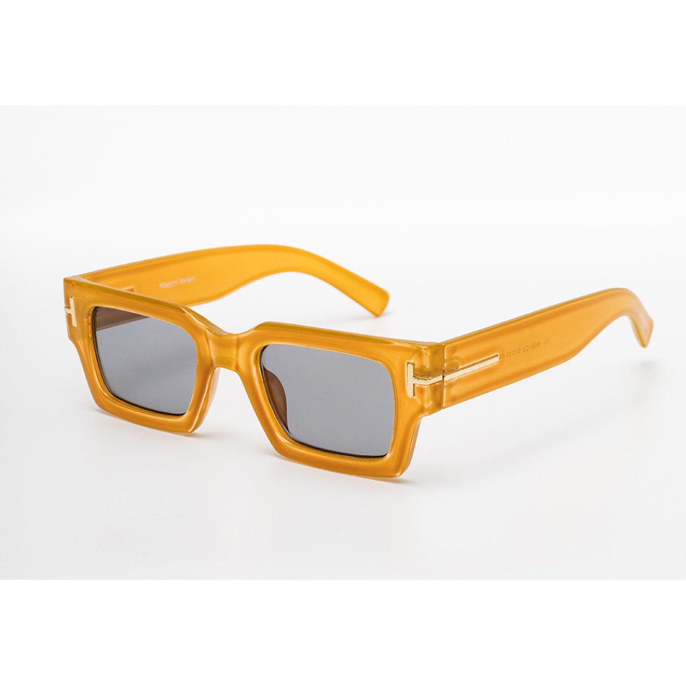 YELOW