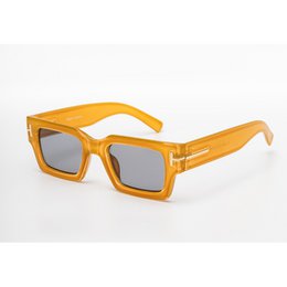 MAESTRI ITALIANI 200-9584 – Unisex Lifestyle Sunglasses with UV400 Protection