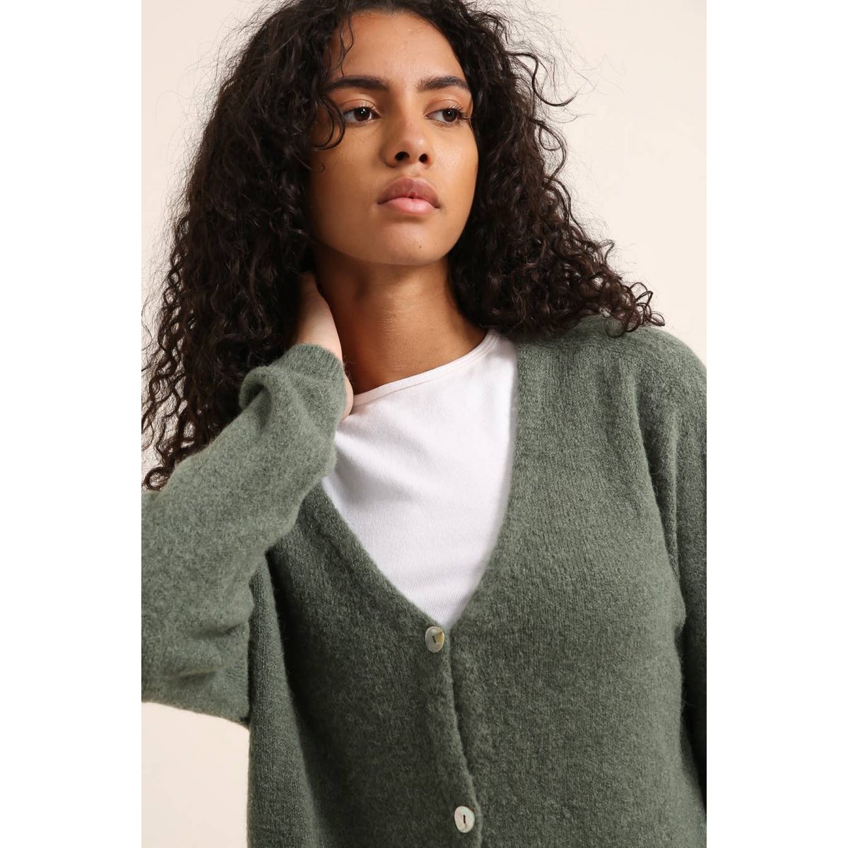 Gilet cardigan col V RÉF. 1026