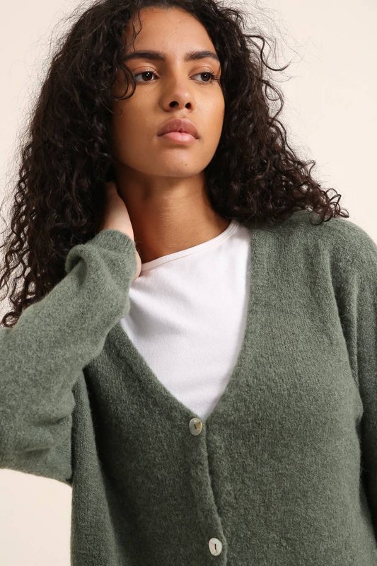 Gilet cardigan col V RÉF. 1026