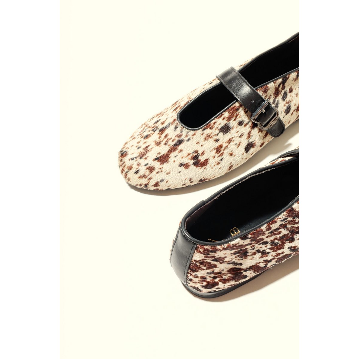 LIZA COW PRINT – Hair-On-Leder-Mary-Jane-Ballerinas