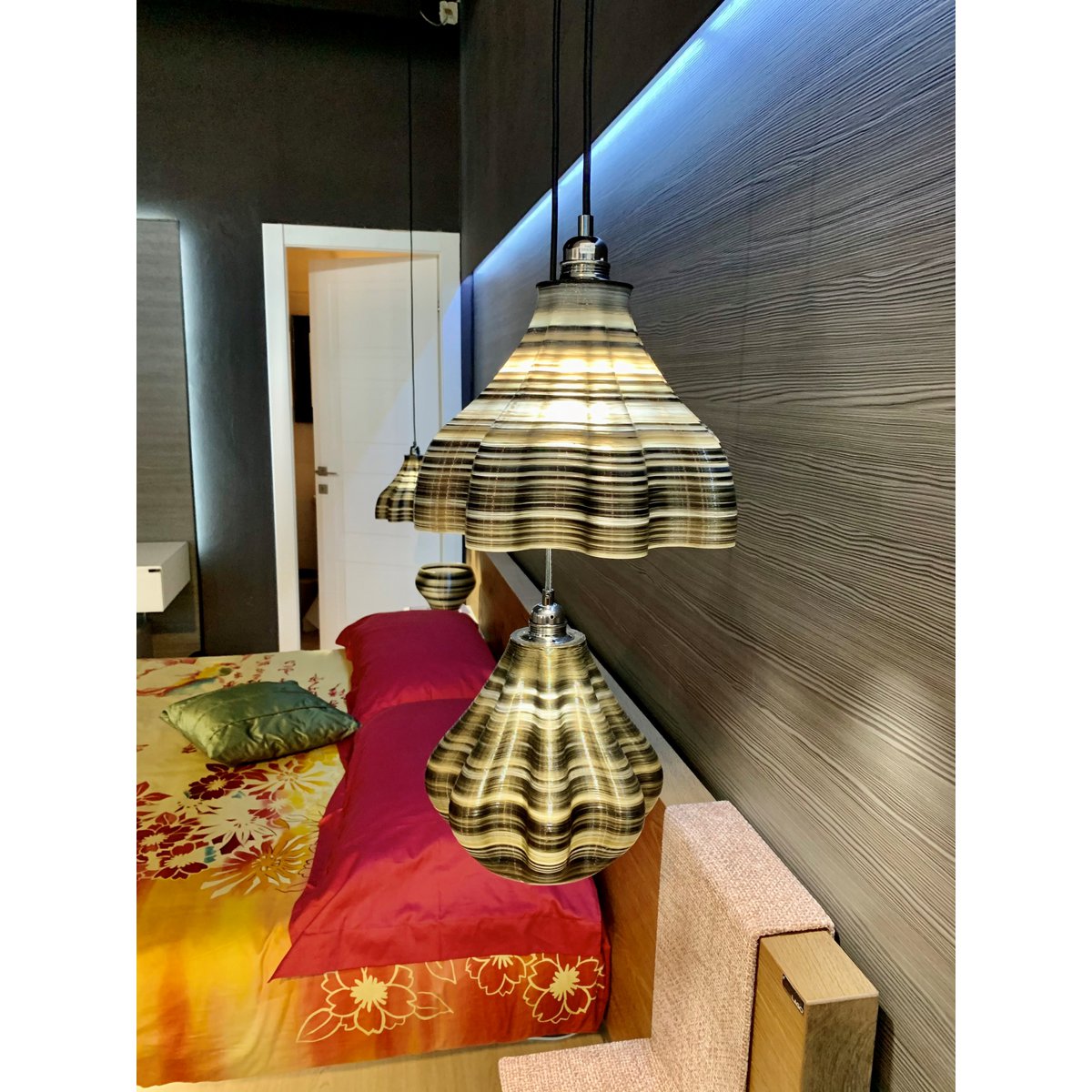 Ribbon Suspension Lamp