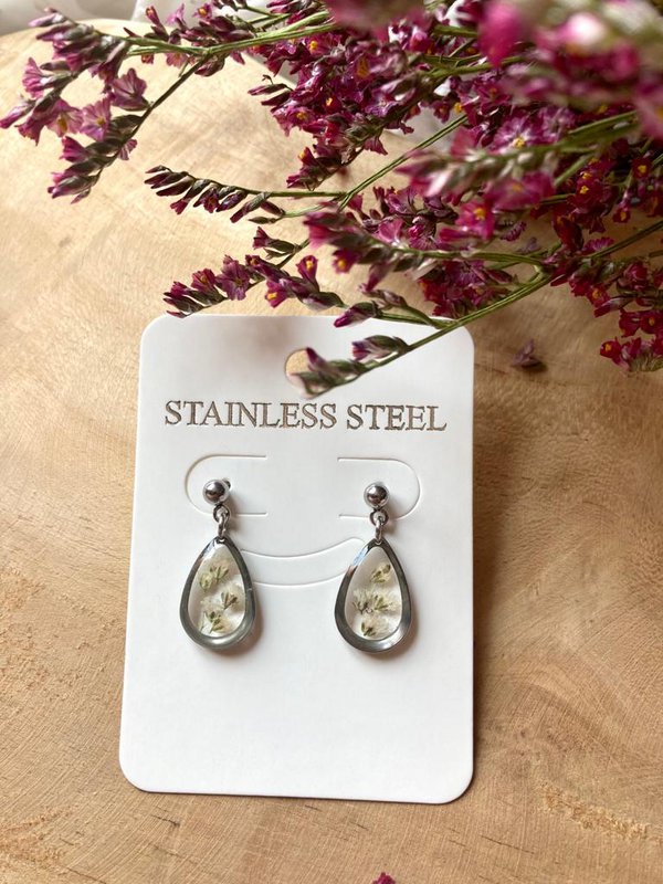Resin/Stainless Steel Earrings silver with real 'Gypsophila'