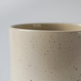 Mug Hollyhock - sabbia e macchioline - 200 ml