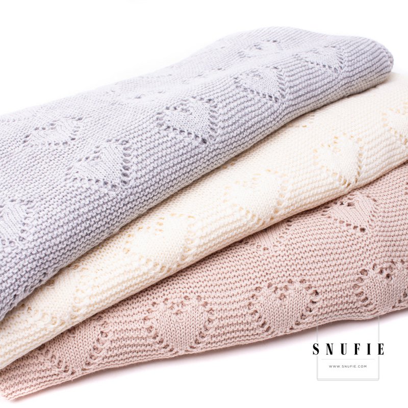 Coperta del bambino | AMORE lavorato a maglia | Grigio