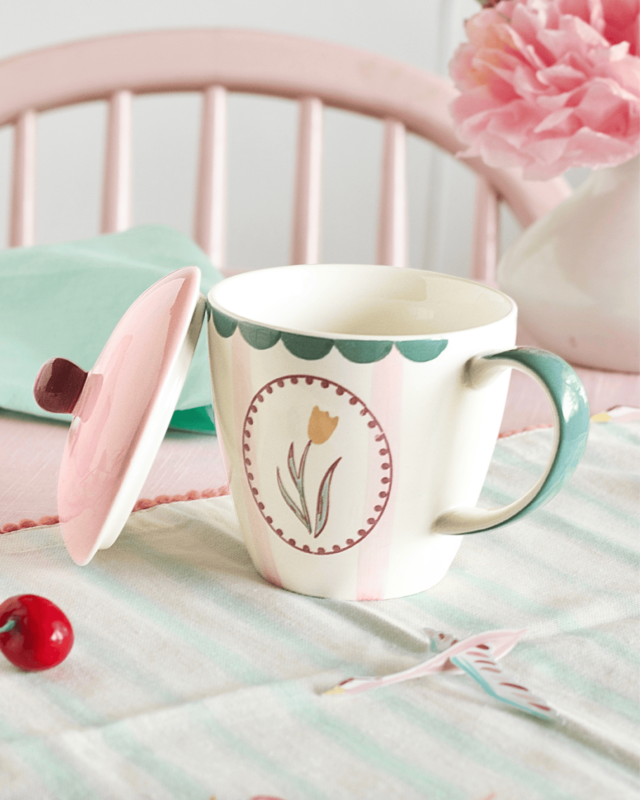 Handpainted Ceramic Coffee Mug With Lid - Floral Design, 385ml