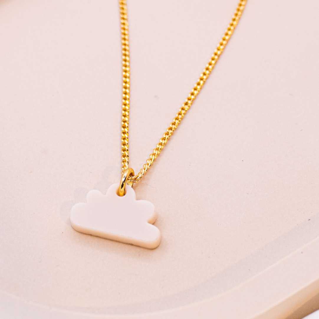 Collana nuvole realizzate in acrilico nuvole bianche - nuvola a catena leggera placcata in oro 18k