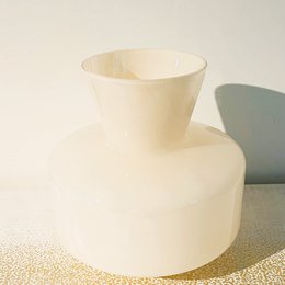 Flower vase earth collection