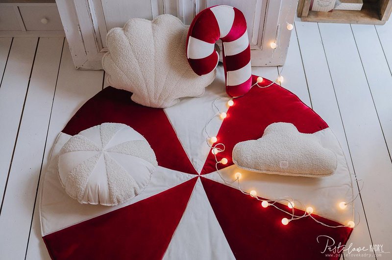 Fluffy Boucle Cloud Pillow "White teddy"