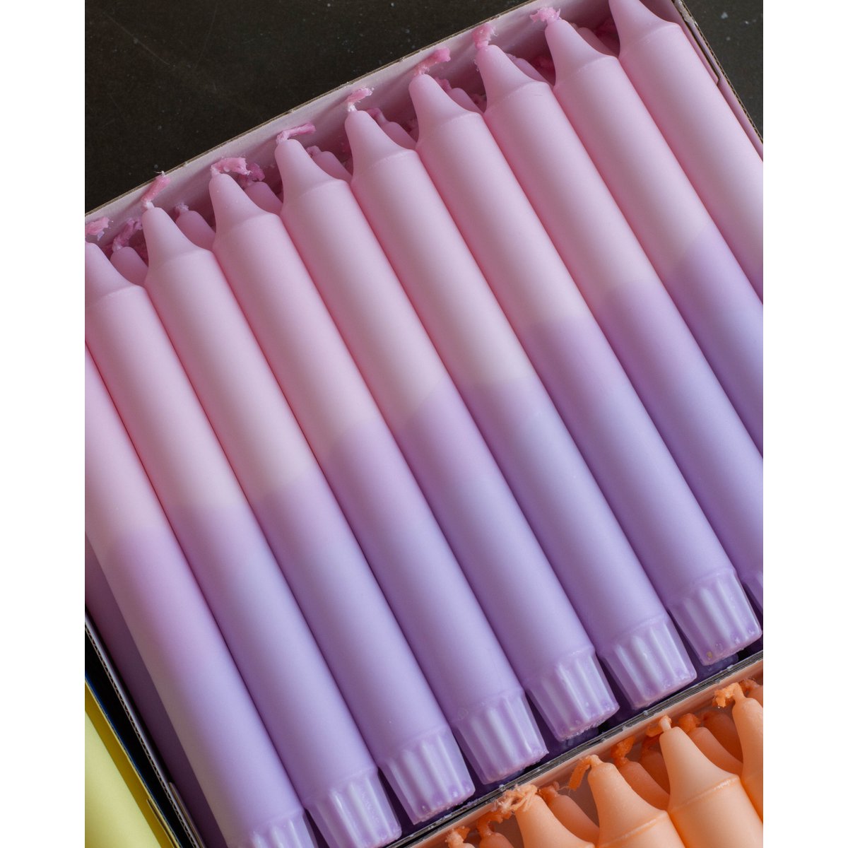 Taper kaarsen - twee/kleurig pastel