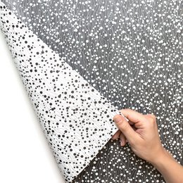 Papel de envoltura blanca negra floral, empaquetado perfectamente para regalos para hombres o como papel para boda para bodas