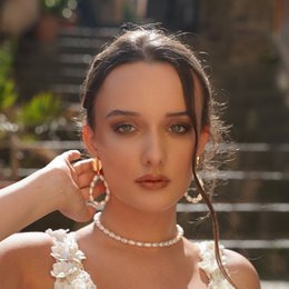 Aire - Drop earrings with river pearls