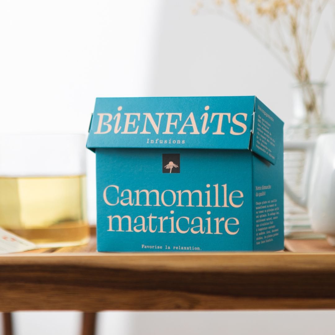 Chamomile infusion ⸱ promotes relaxation