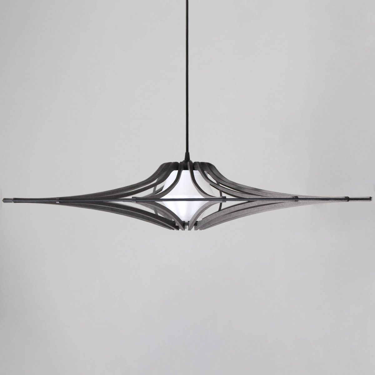 Projekt zawieszenia bois noir śr. 90 cm ŚPIEWAJĄCY CZARNY