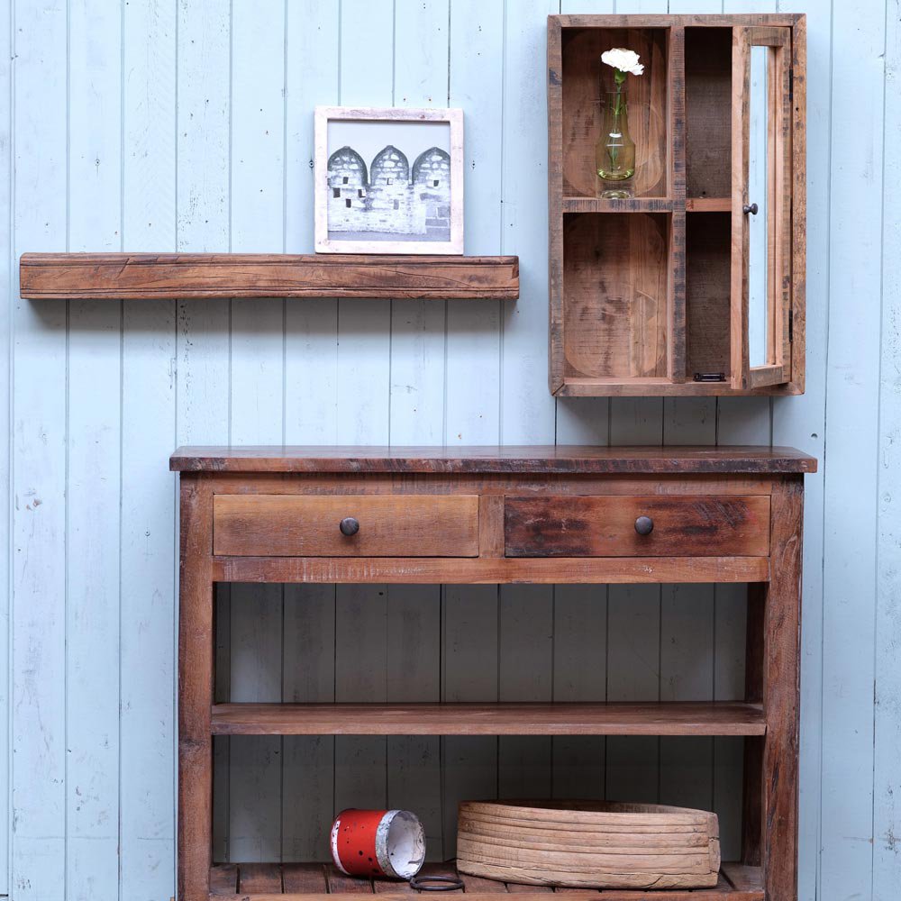 Mirror cabinet
