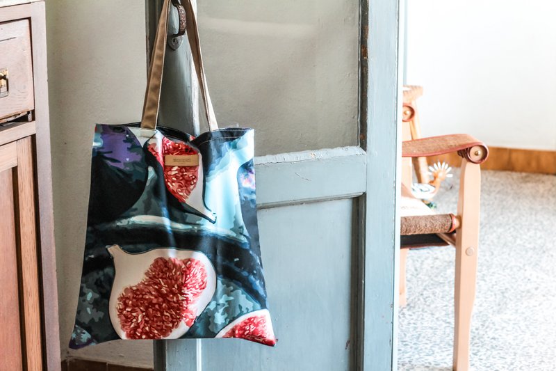 FIGS TOTE BAG