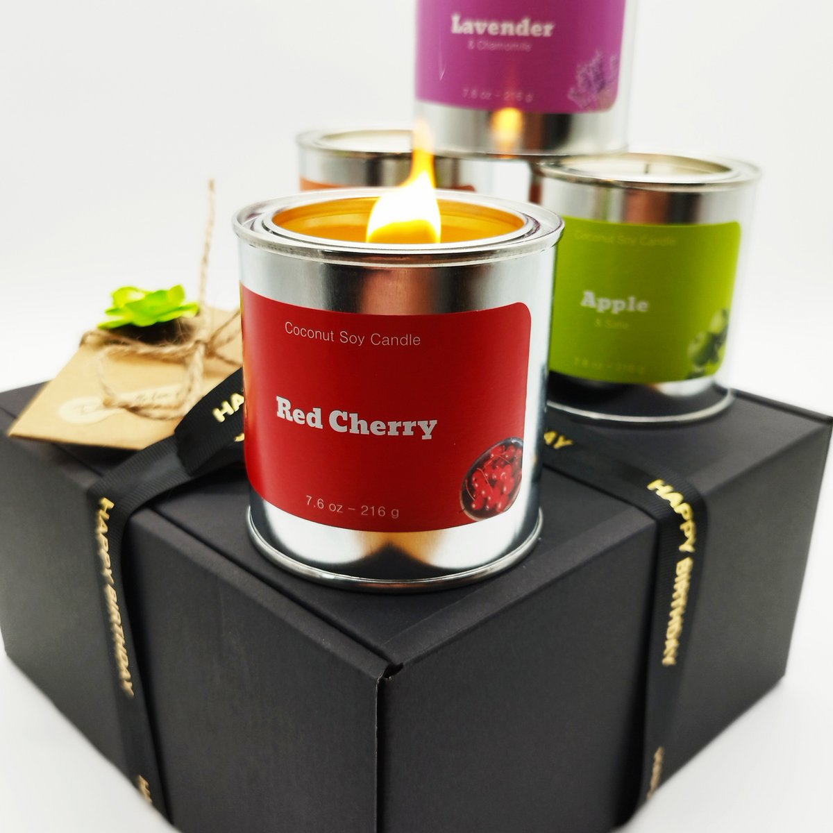 Hoogen Candles Pakiet prezentowy urodziny 4 pyszne świece zapachowe Morela, Czerwona Wiśnia, Jabłko i Lawenda - Rumianek