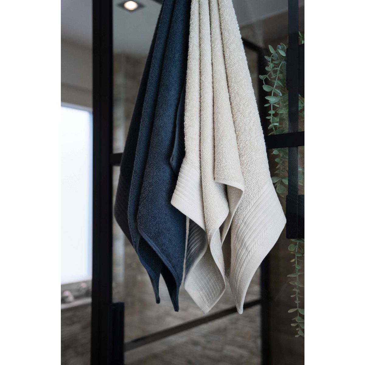 Klassieke handdoek 50 x 100 cm, 450 gr/m² Marineblauw